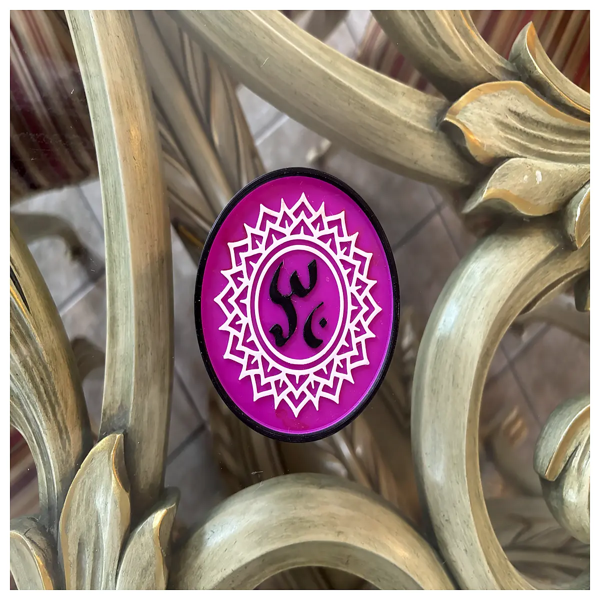 crystal chakra healing for crown chakra meditation altar holder glass