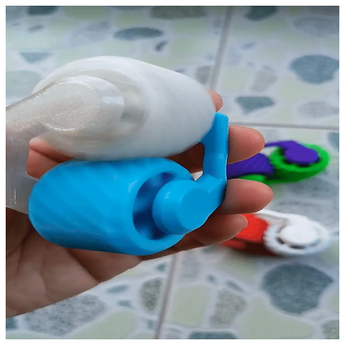 fidget gear keychain stress relief toy for hands anxiety pocket gadget