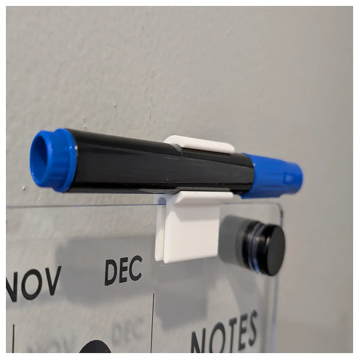 whiteboard marker holder organizer desktop storage for dry erase pens caps clip rack office school supplies