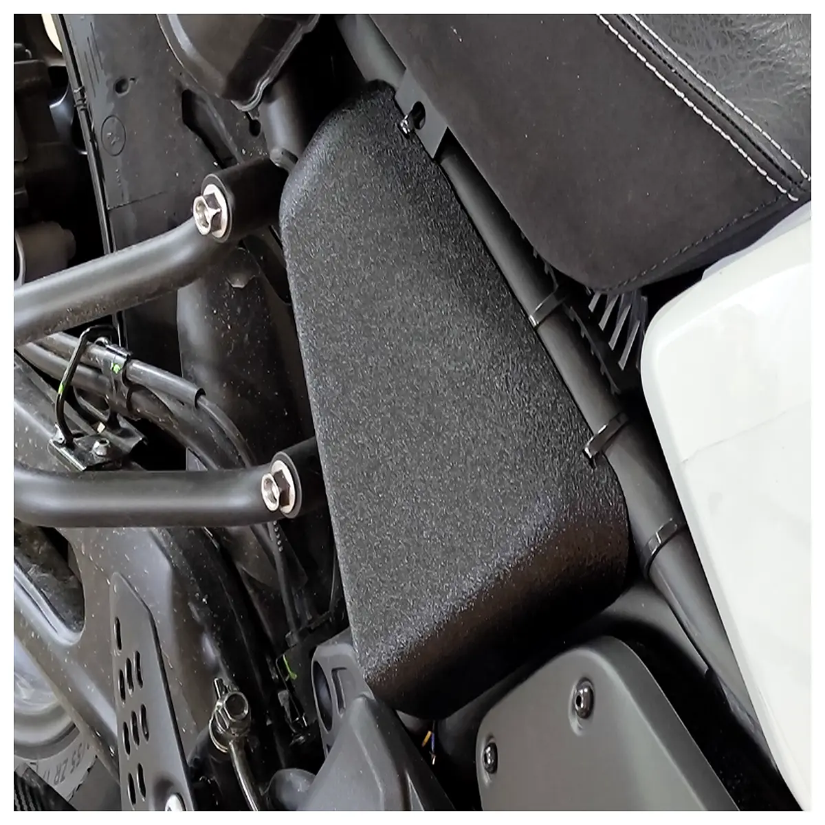 xsr700 right side cover fairing panel replacement plastic tank shroud