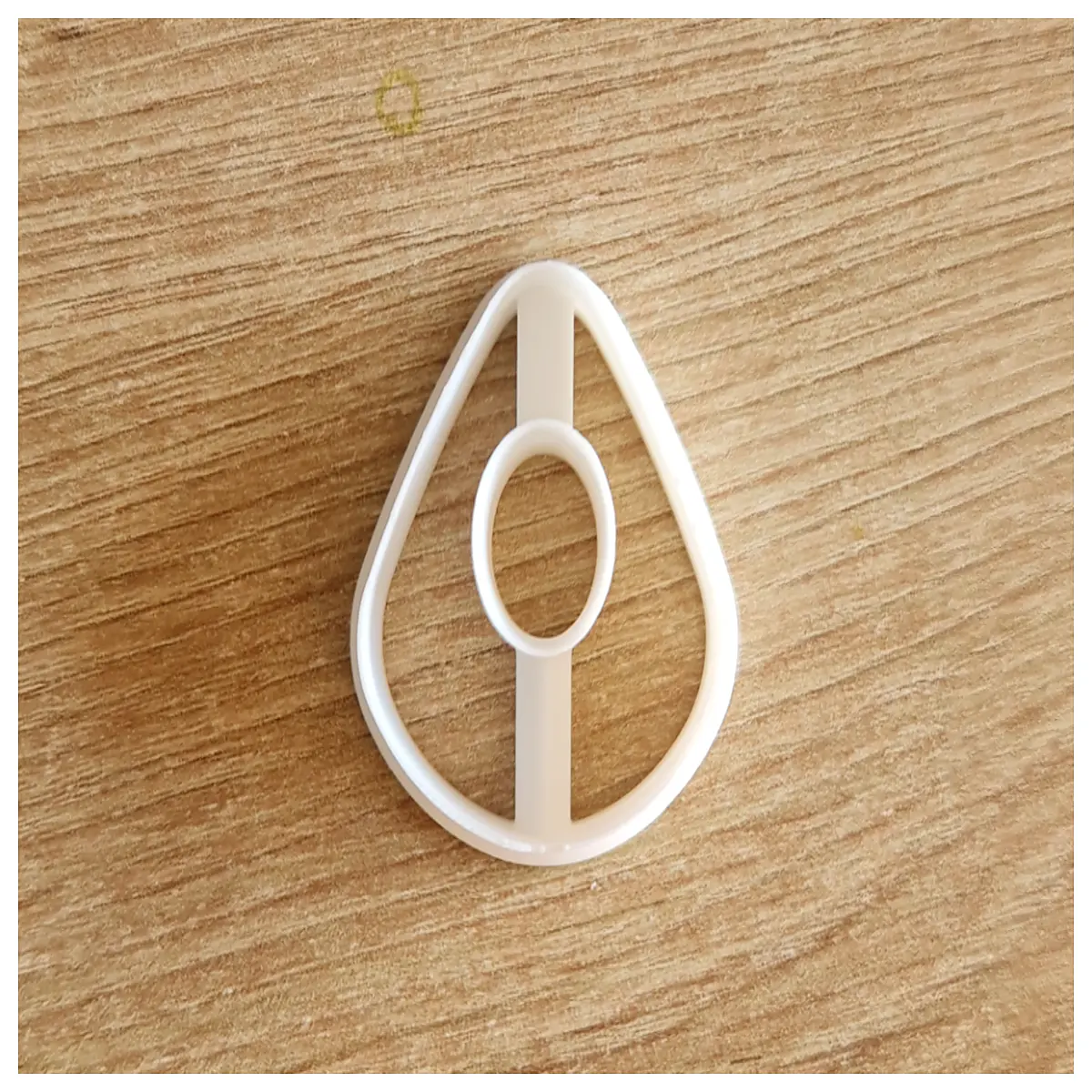 teardrop shape center oval pendant necklace silver gold jewelry women