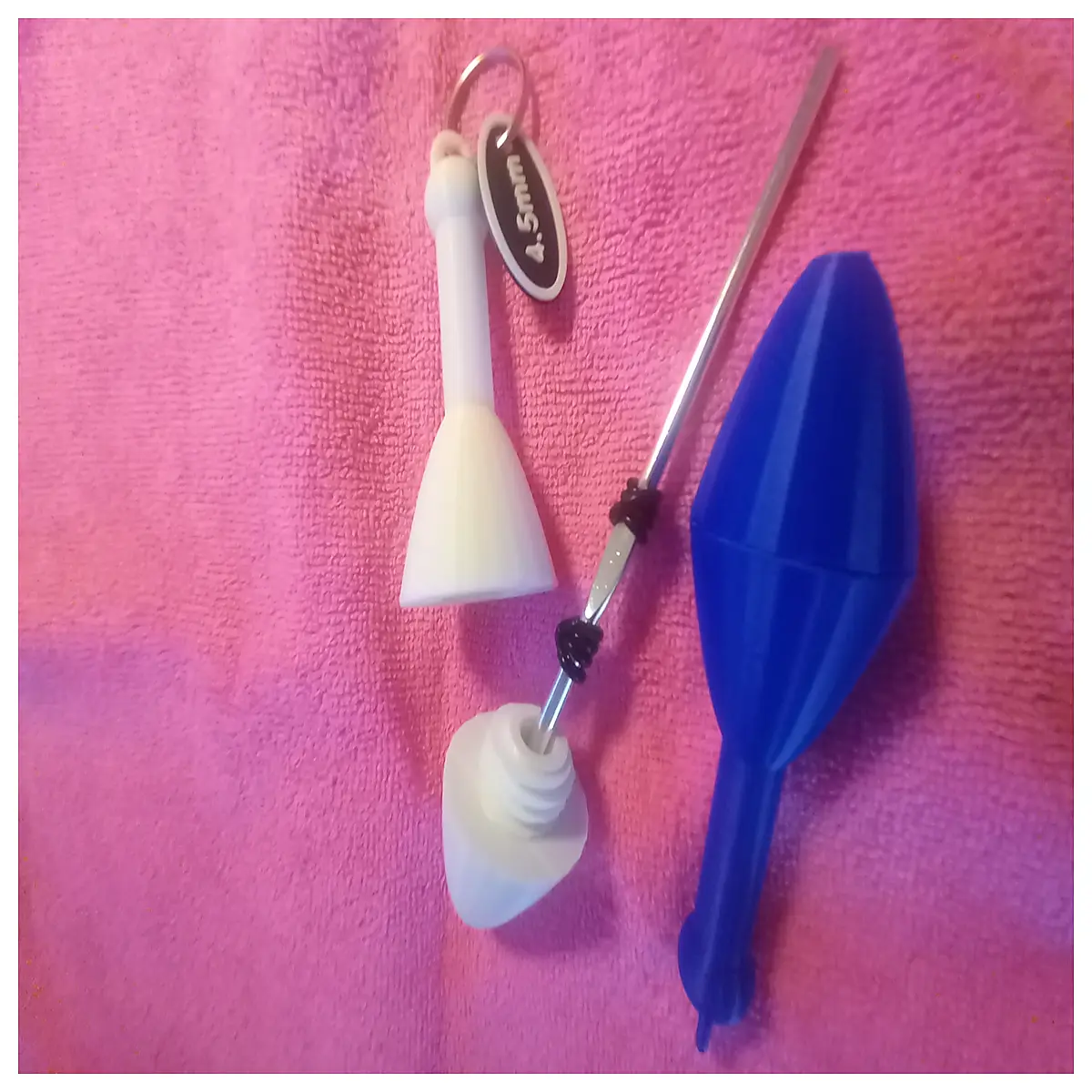 ergonomic crochet hook handle grip for arthritis pain relief soft foam comfort add on tool for crafting yarn projects