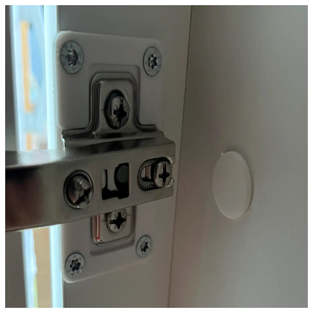cabinet hinge repair plate base replacement for loose screw holes wood filler fix broken door hinges hardware