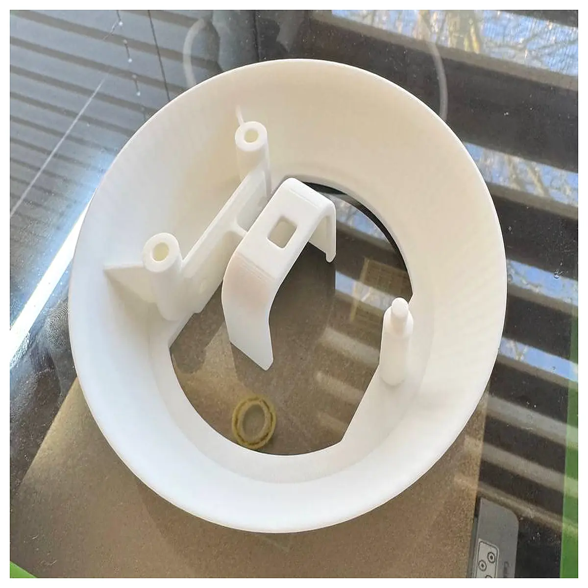 sensor mount integrated stevenson screen housing for weather station temperature humidity accuracy