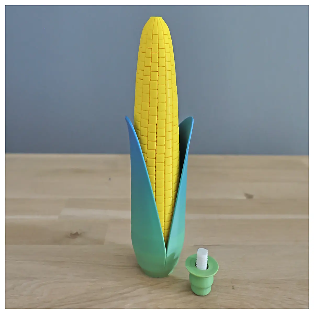 adjustable corn cob holder container for kitchen counter storage