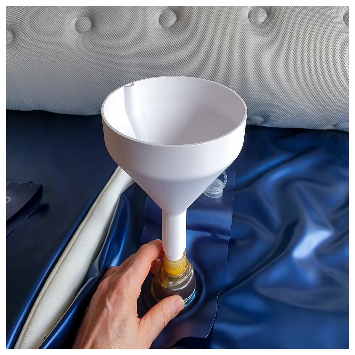 waterbed maintenance funnel large opening pour spout for mattress filling and draining repair tools