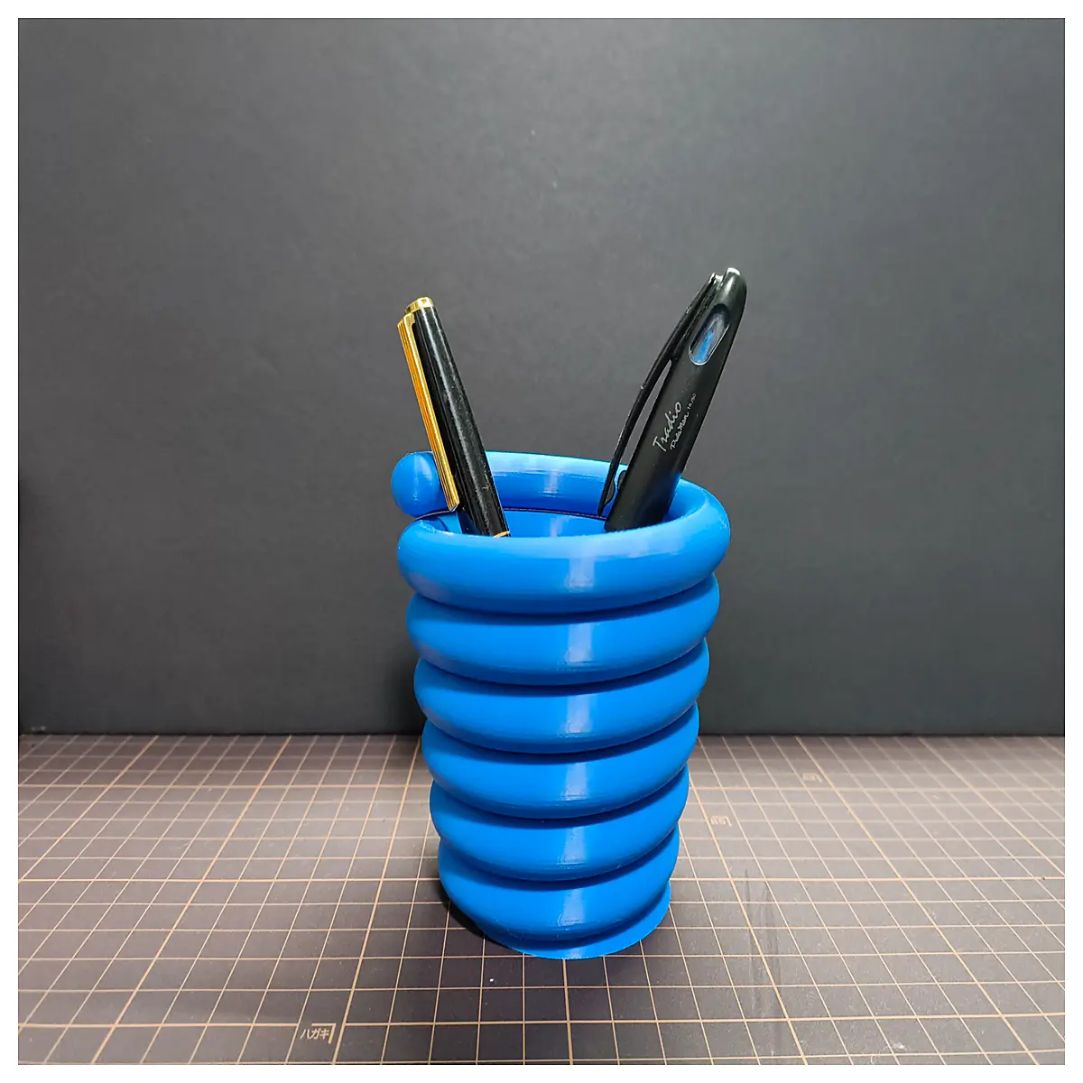 woven pen holder desk organizer mesh wire basket for office supplies