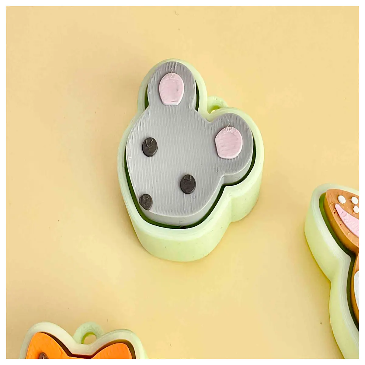 fidget keychain with clickable button stress relief toy for adults anxiety relief pocket gadget