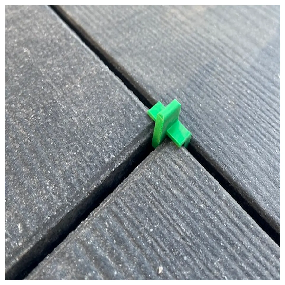 balcony tile spacing spacers for outdoor patio floor leveling