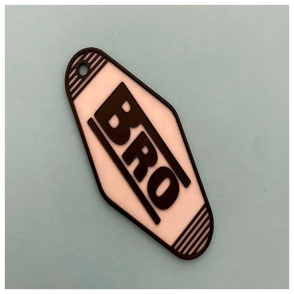 vintage retro motel keychain travelers american road trip souvenir distressed metal car motel ring