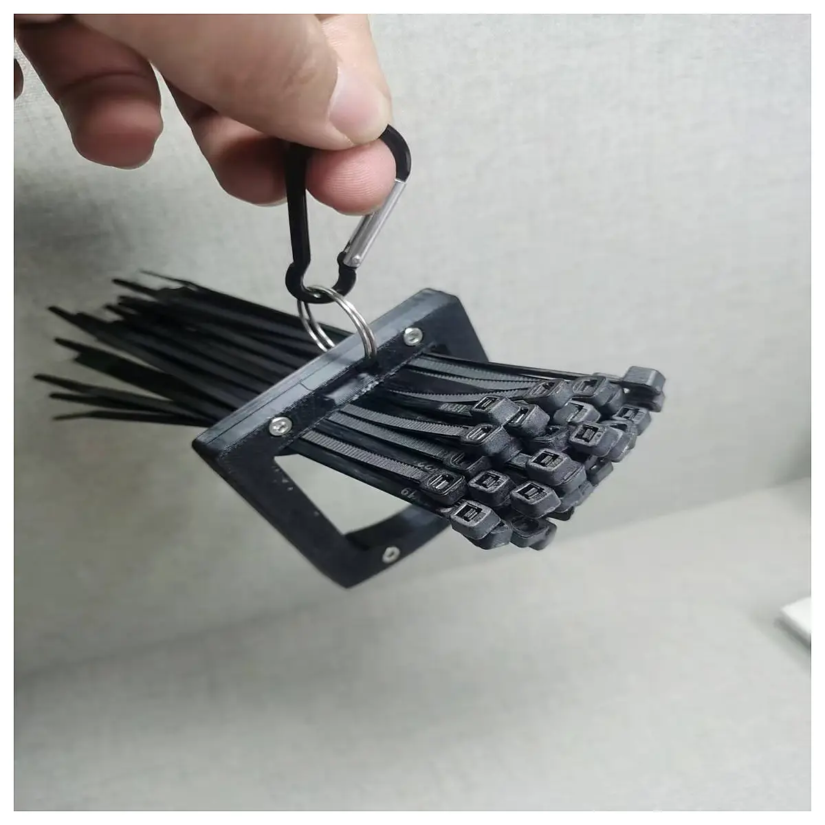 duty cable ties self locking plastic zip ties for wire management bundling organizer black white red blue bulk pack