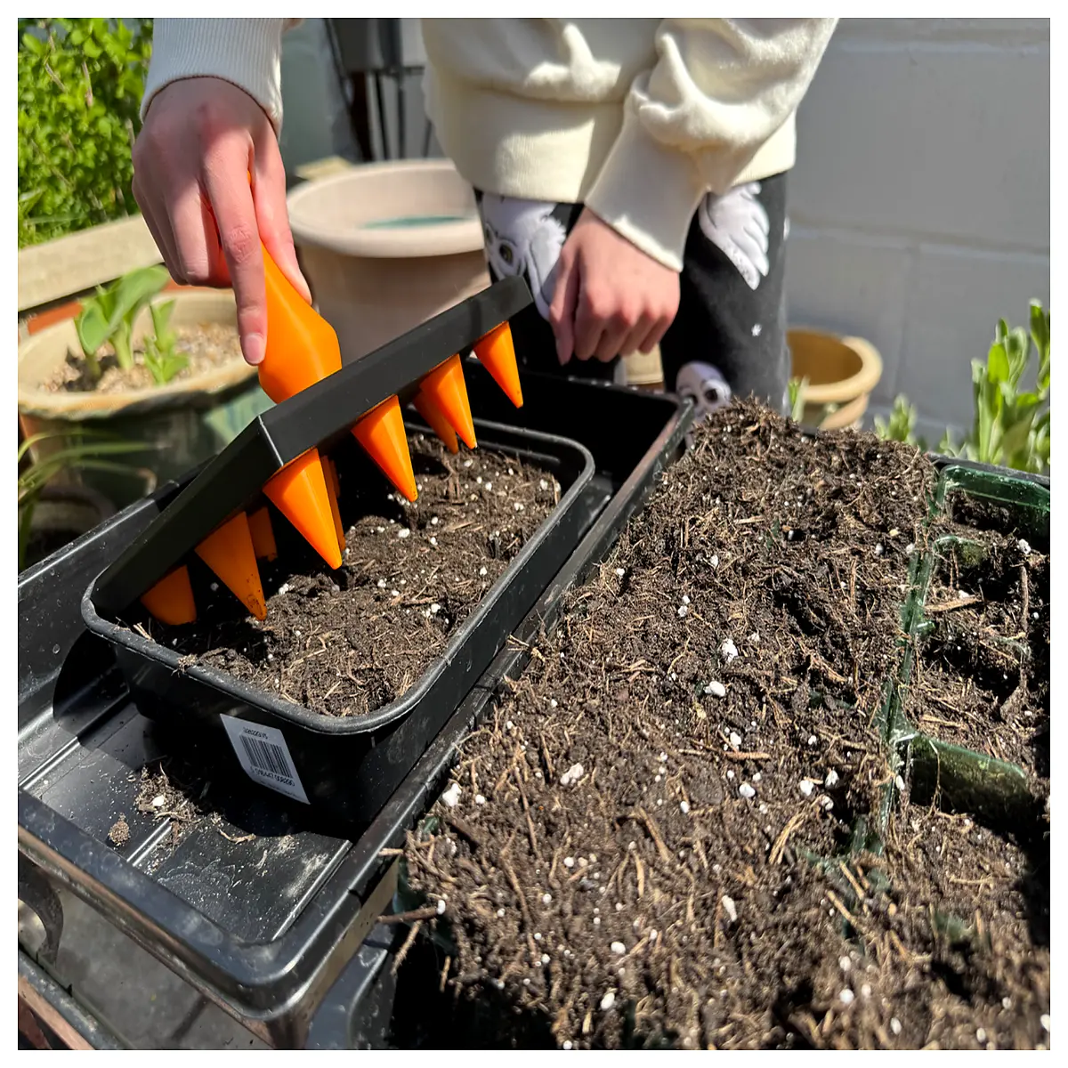 multi functional seedling tray compactor press tool for greenhouse nursery propagation