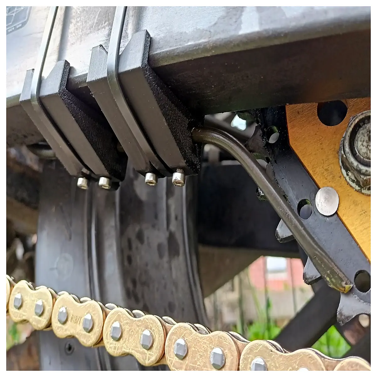 motorcycle chain lube dispenser mount bracket for cbf600 oil line installation