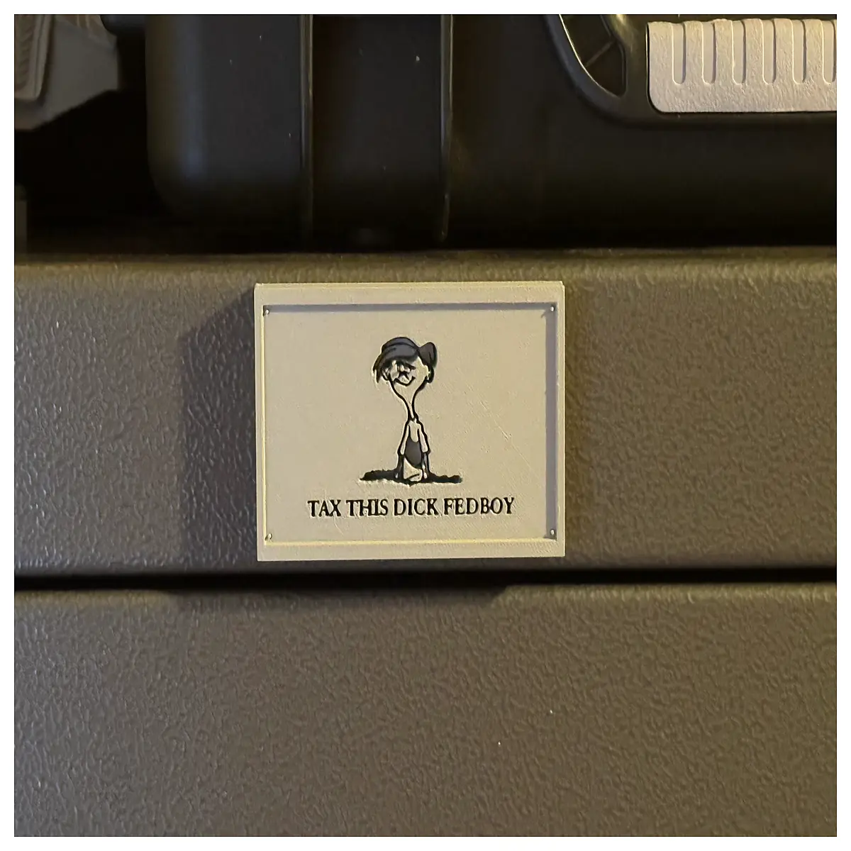 tax agent magnet funny office desk decoration humorous accountants and finance professionals
