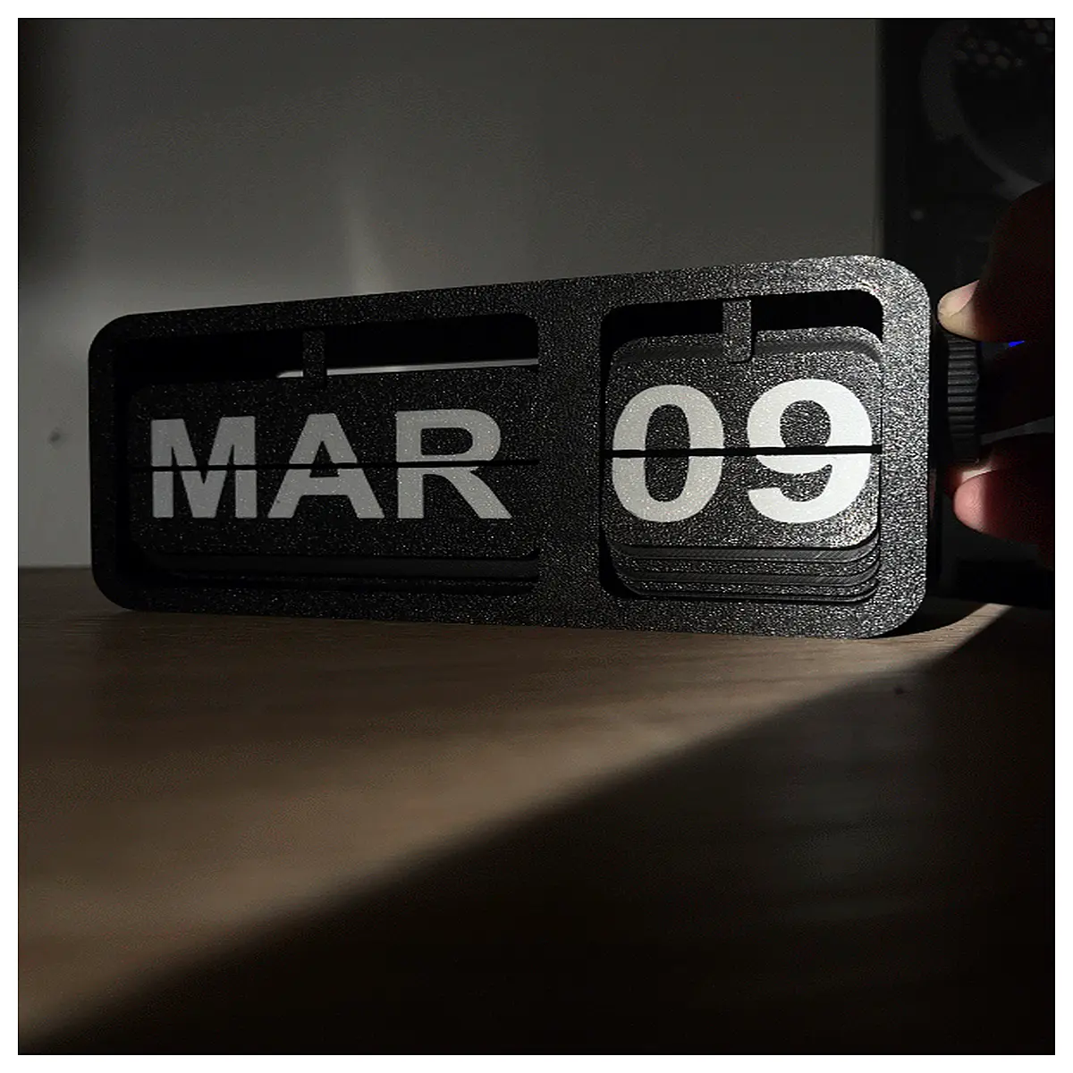2024 desk calendar flip wall hanging large date planner office home decorative daily tear off