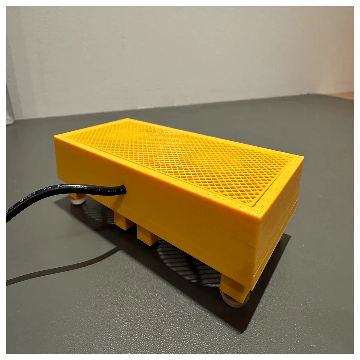 router cooling bracket mount holder for wifi extender heat dissipation