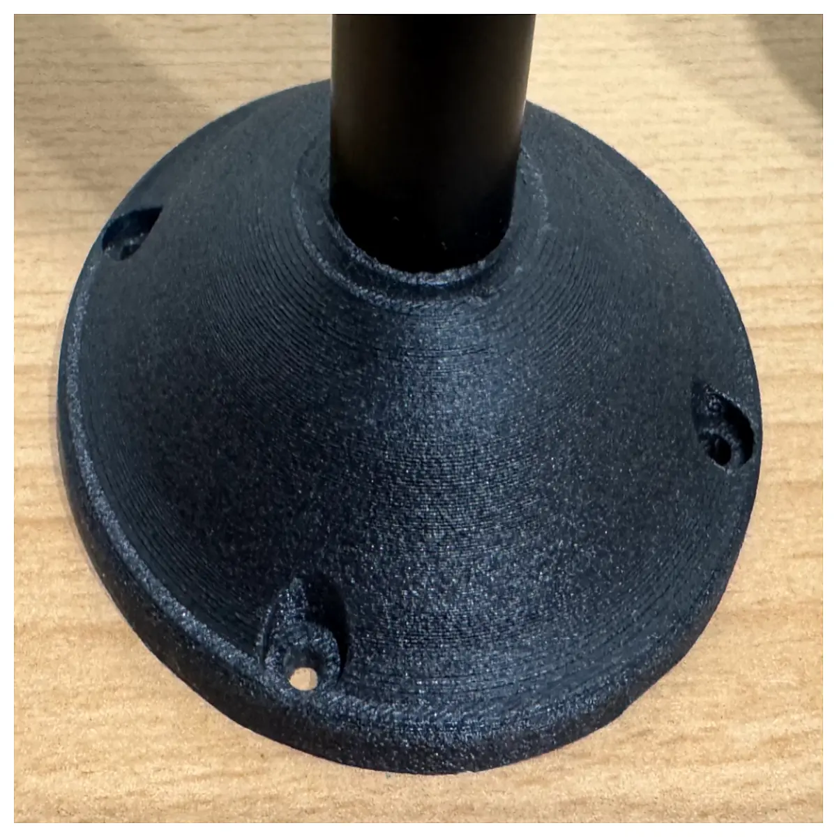 mv6 wall mount bracket for podcasting microphone setup