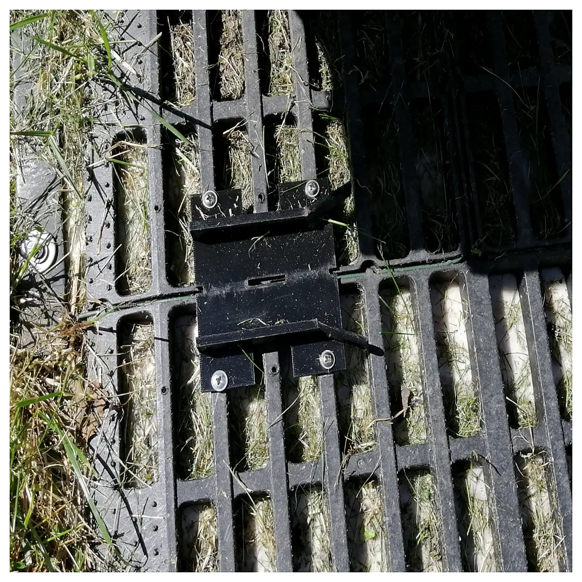 worx landroid s m l boundary wire guide rail mounting clips for robotic lawn mower perimeter setup