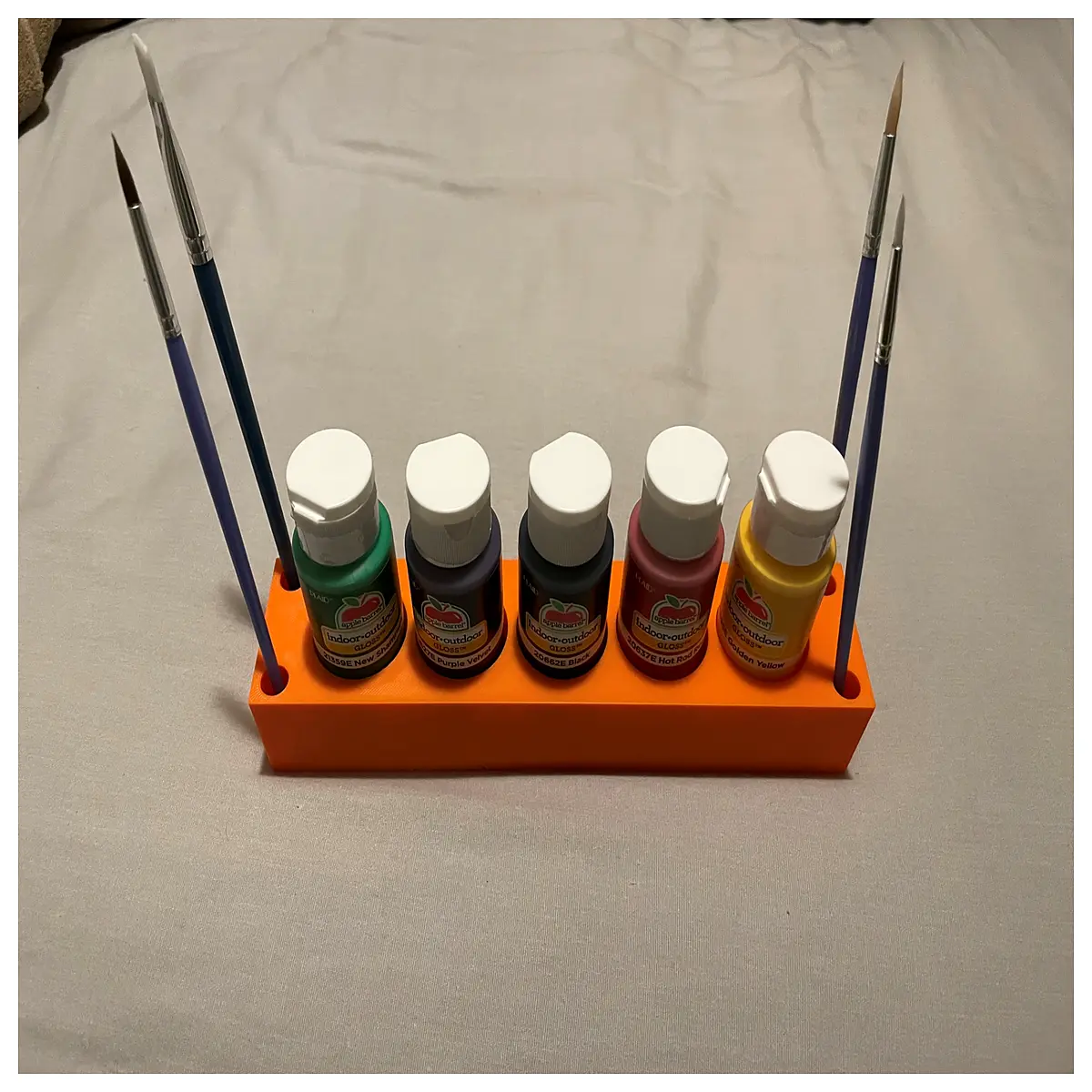 plastic palette for acrylic paint mixing tray with lid cap and wells