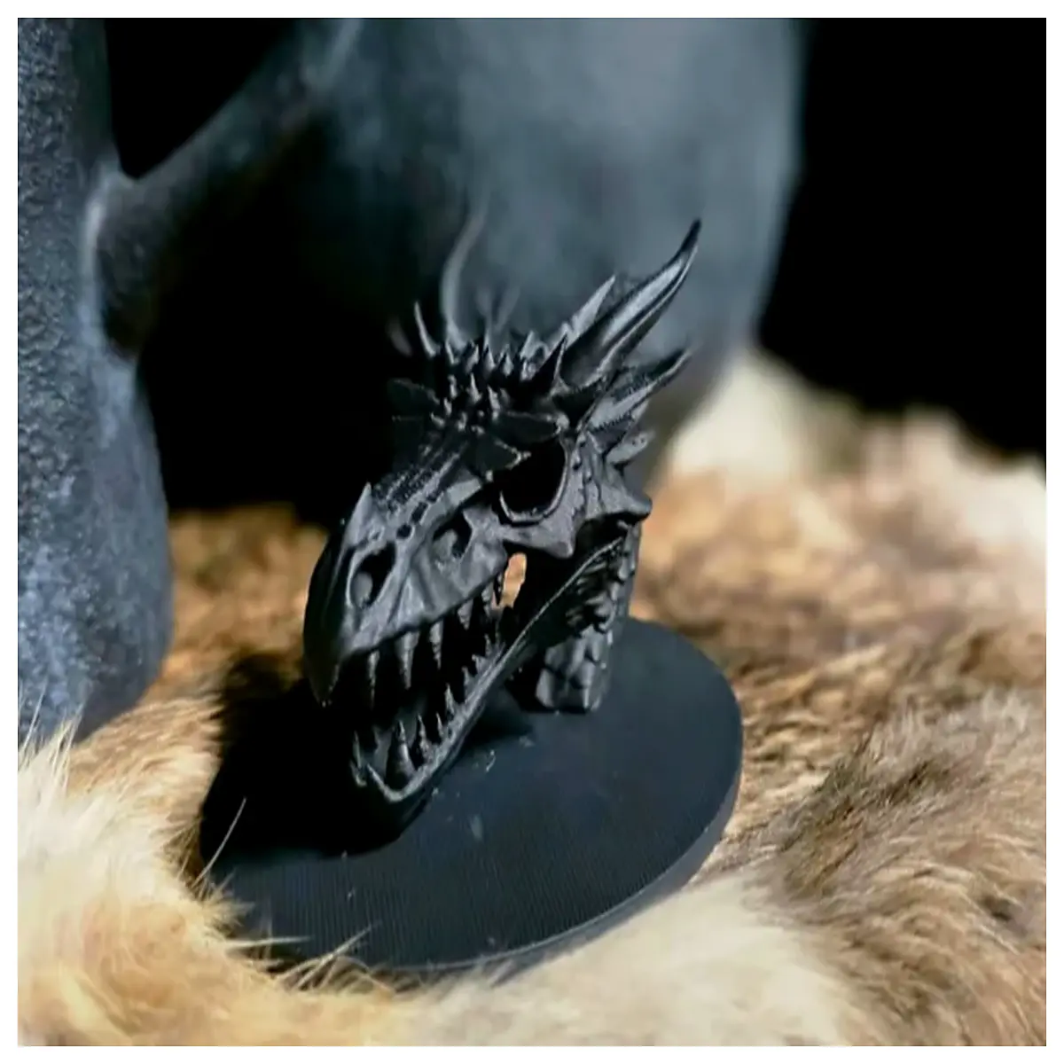 dragon skull base resin statue fantasy dragon head sculpture gothic home decor accent dark fantasy art piece for shelf