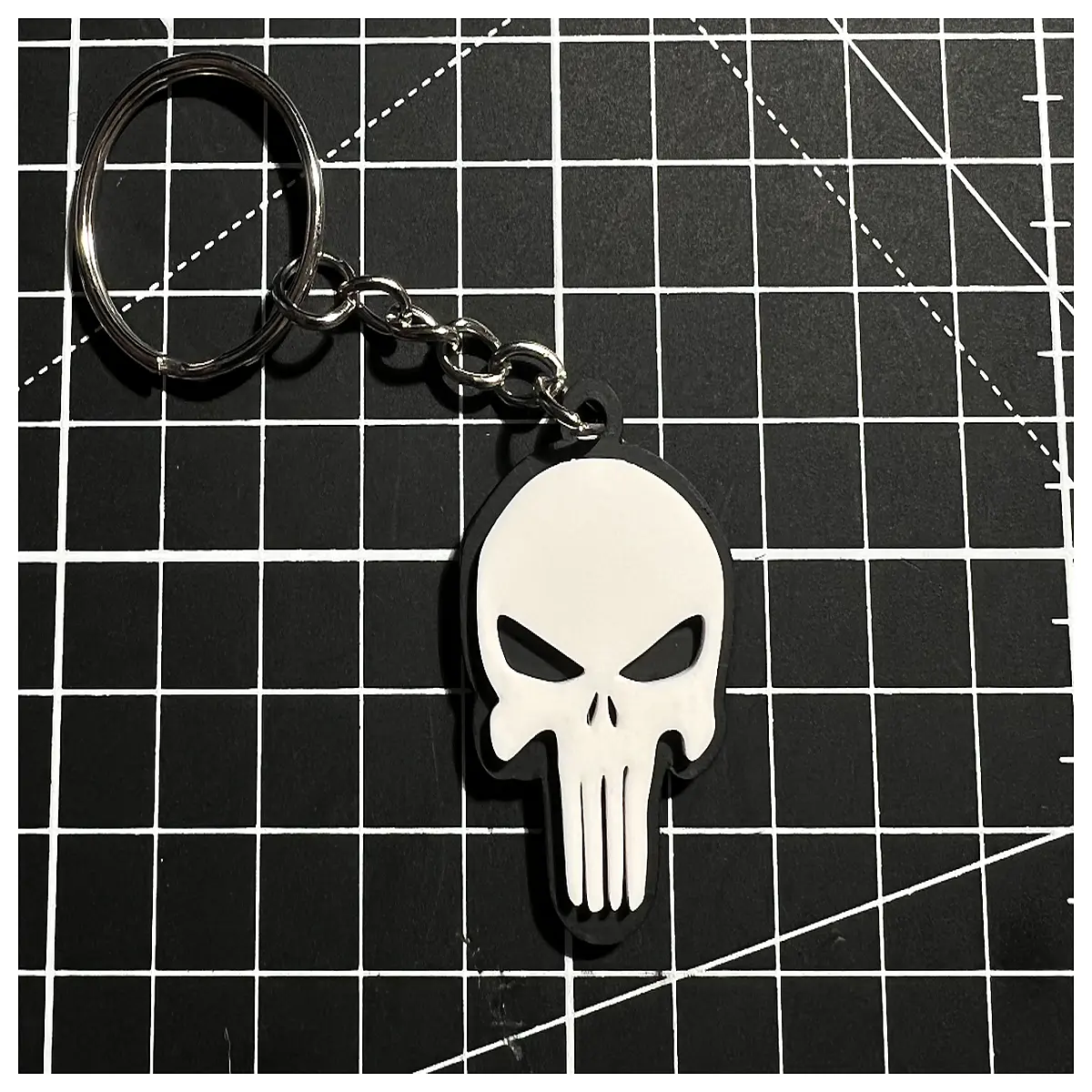 punisher skull keychain metal duty tough guy men biker motorcycle gear accessories