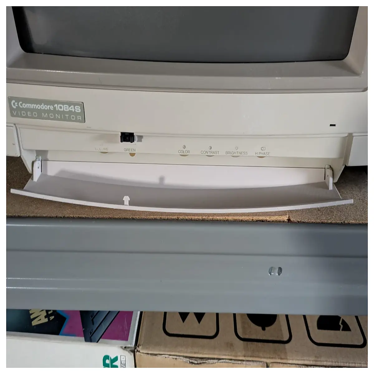 commodore 1084s crt monitor door replacement part repair fix
