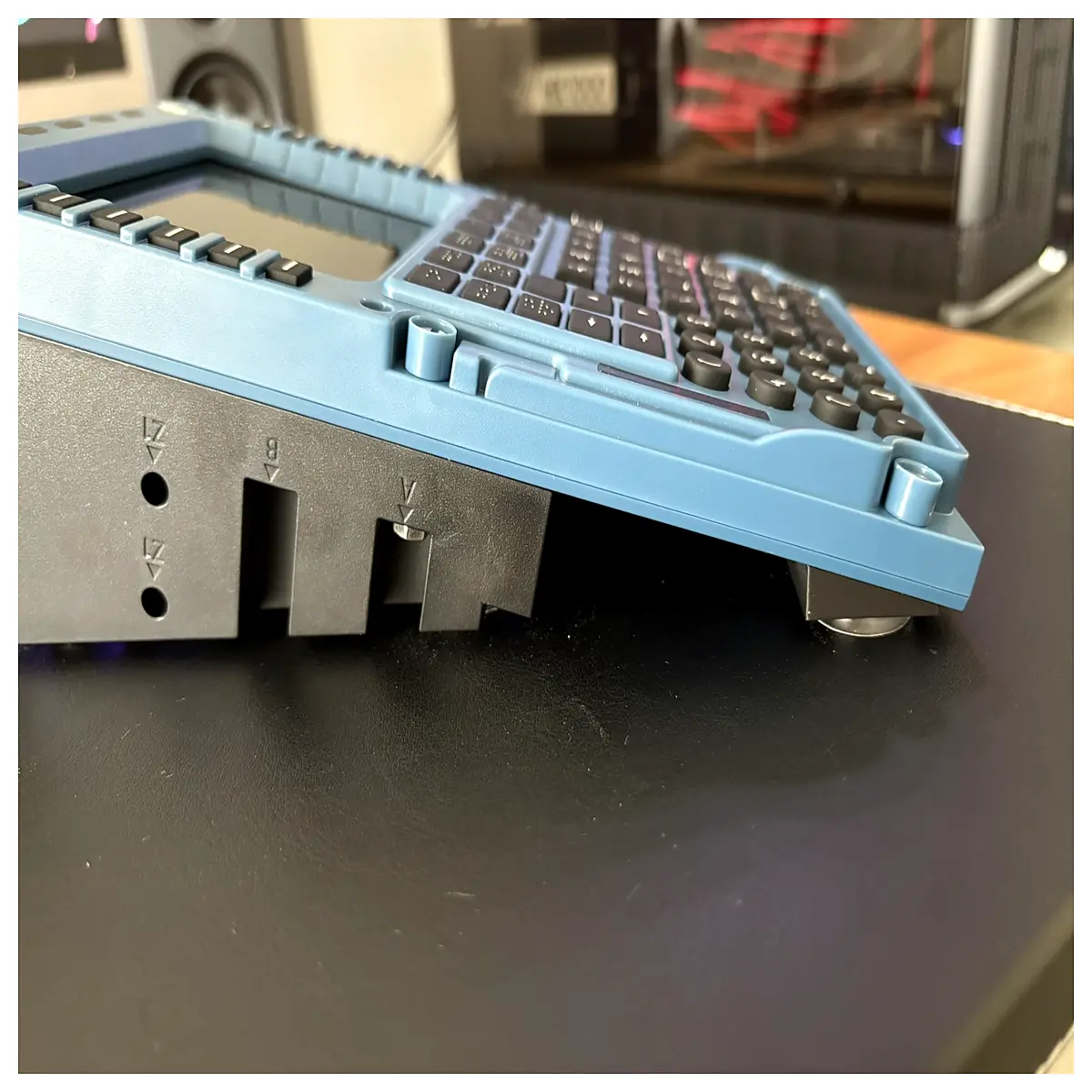 winwing mcdu tilt protection desktop mount for flight sim cockpit accessories