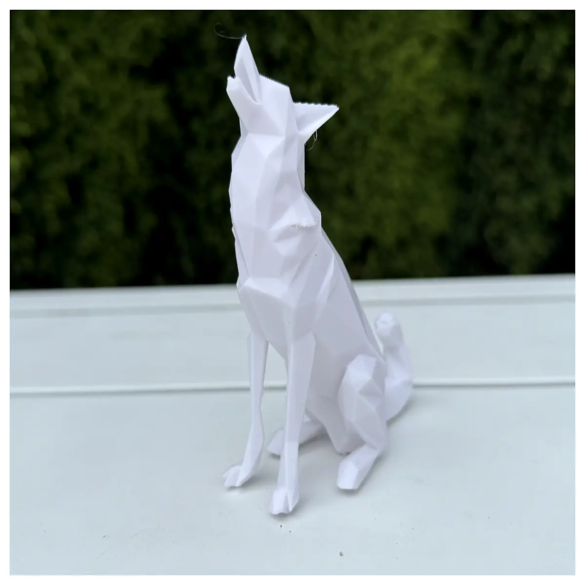 low poly wolf statue minimalist printed decor modern home office desk ornament geometric animal art gift