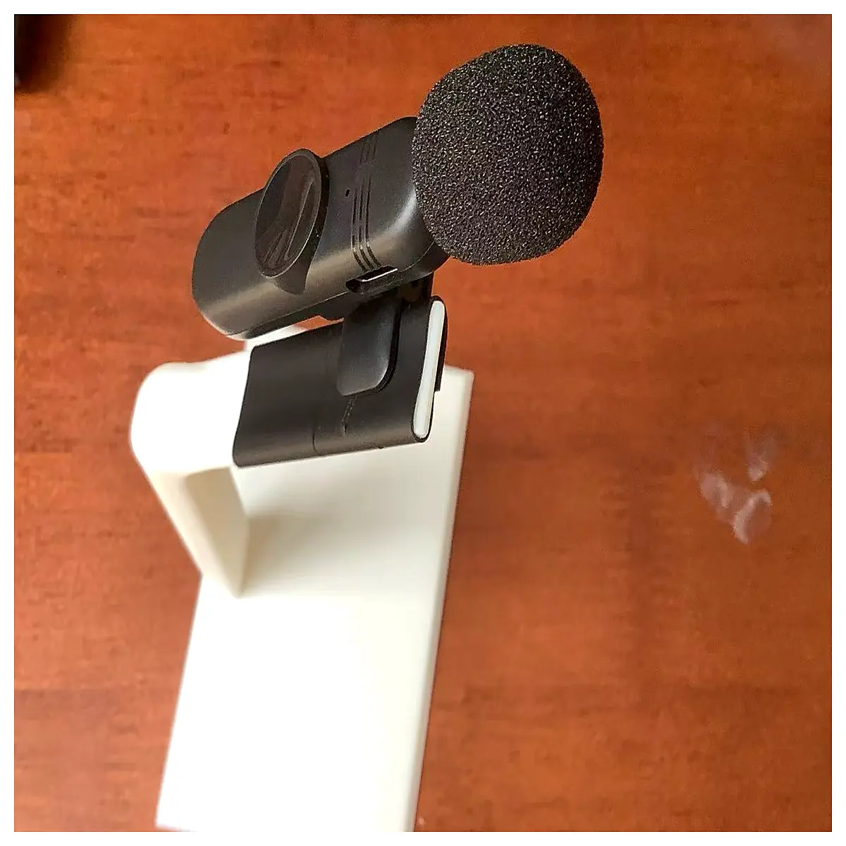 lavalier mic holder hand grip mount for podcasting streaming vlog handheld adapter clip