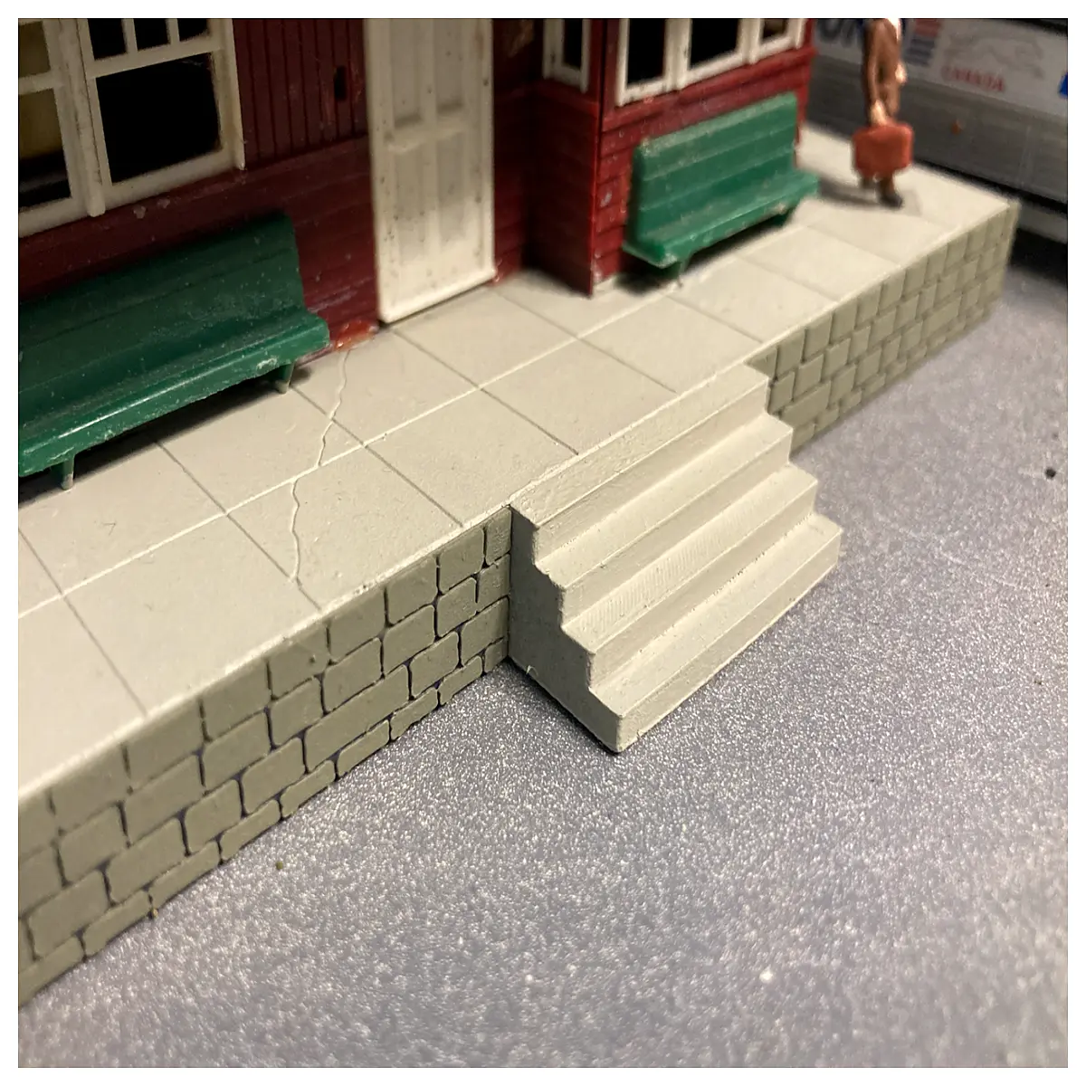 ho scale railroad stairs and ramps for realistic terrain landscaping train station platforms and multi level scenic baseboard accessories