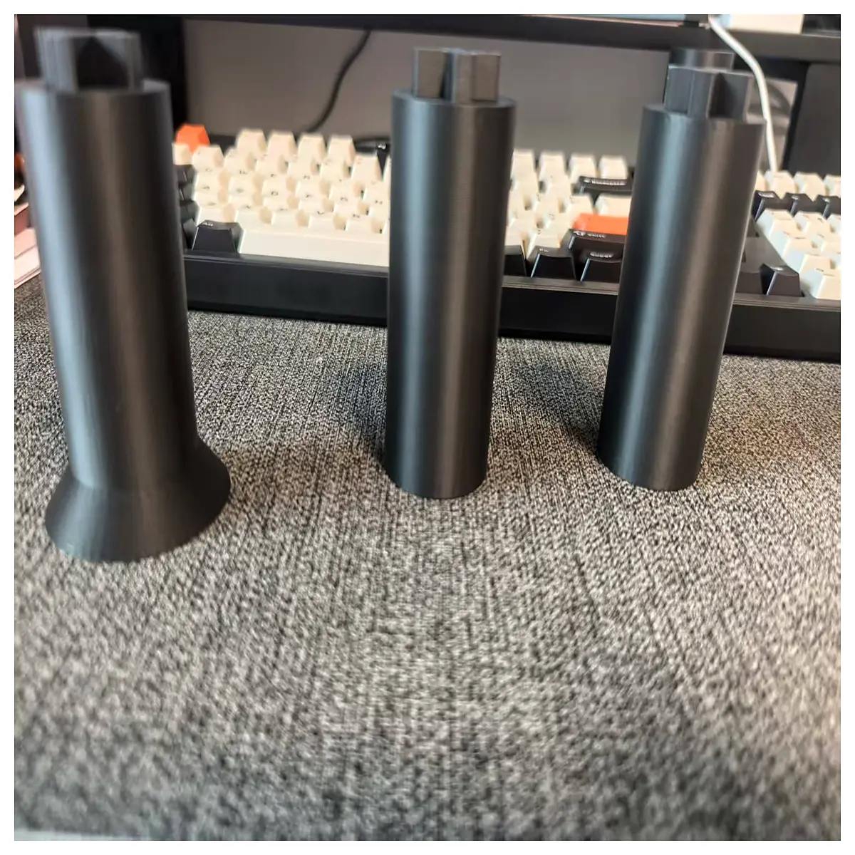 telescopic cylindrical support adjustable height duty pole bracket for shelves or furniture reinforcement