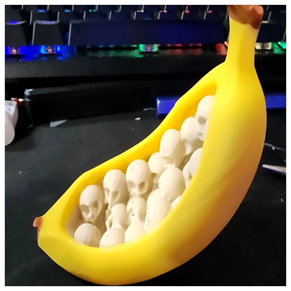 horror movie prop cursed banana haunted fruit prank gift spooky decor