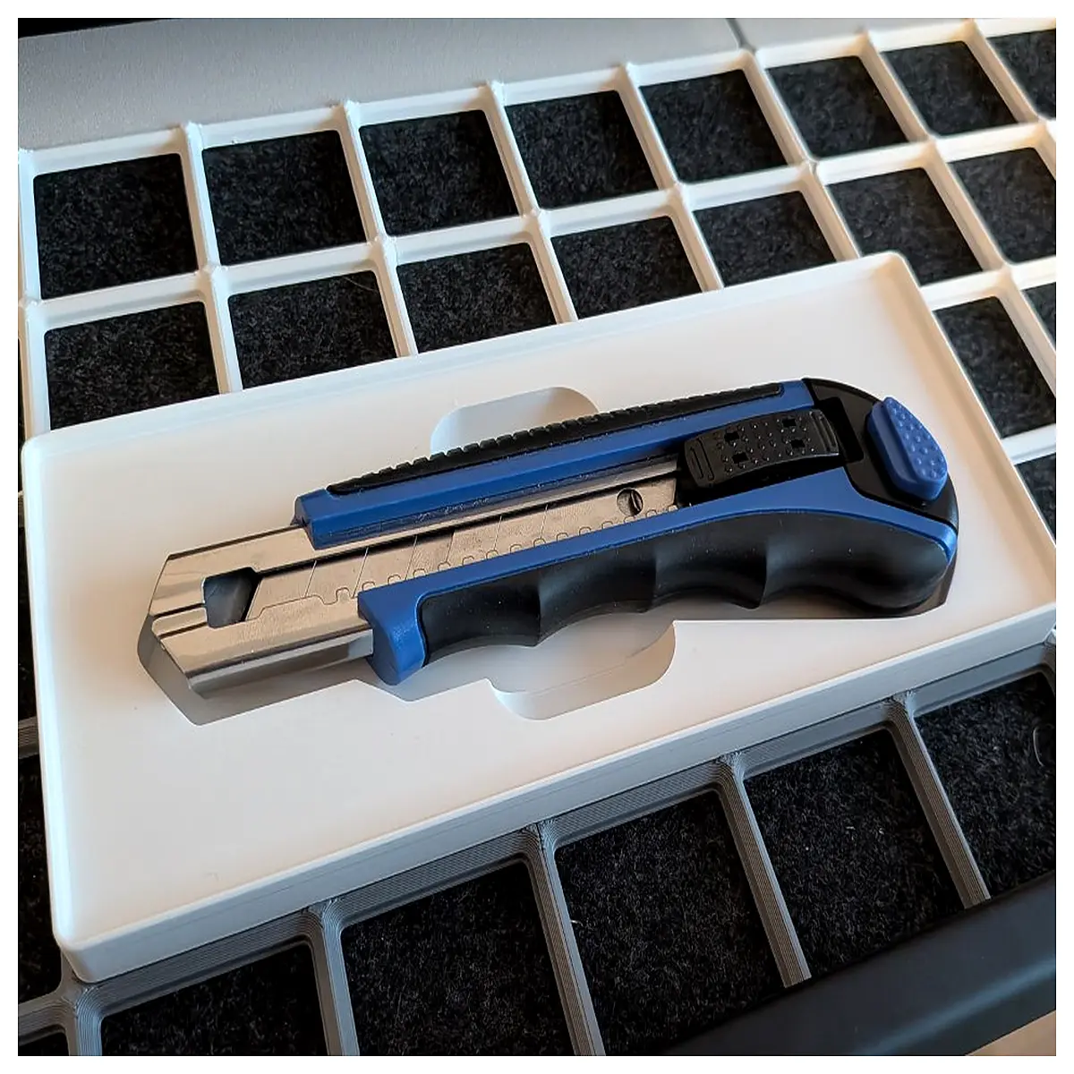 gridfinity organizer bin holder for 100mm cutting tools comfort mount storage system