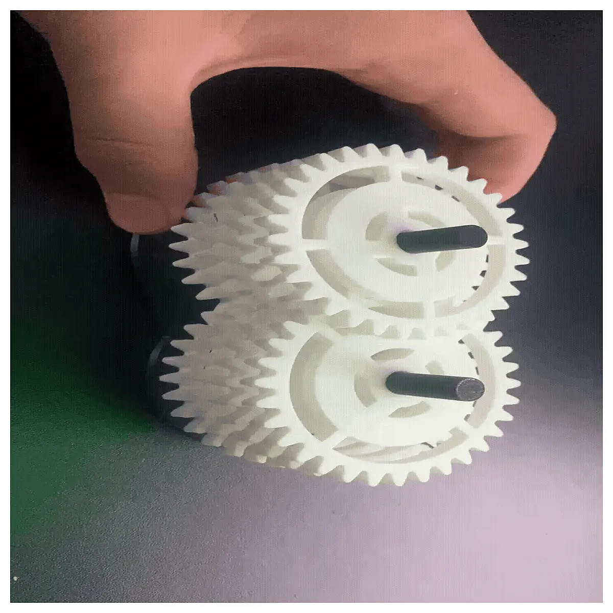 fidget gear toy stress relief anxiety reducer satisfying spinning mechanism desk gadget for adults and kids