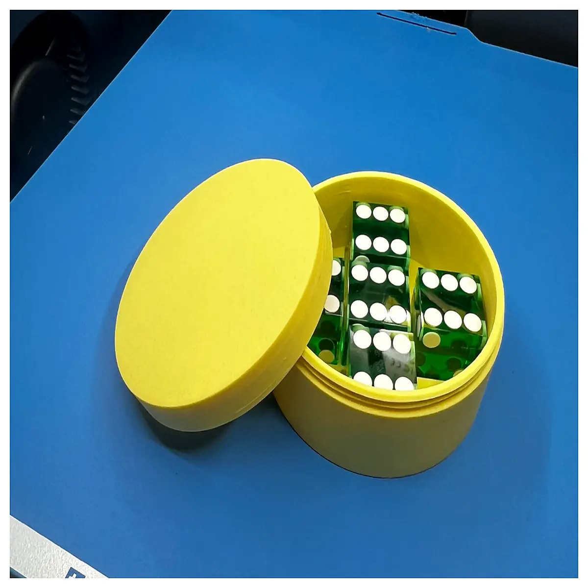 poker dice cup 20mm shaker container for casino games
