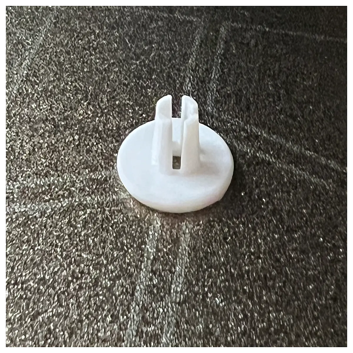 sewing machine bobbin case cover replacement part thread tension assembly