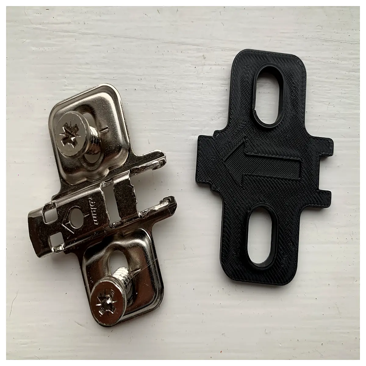 blum hinge base plate shim spacer cabinet door alignment adjustment tool
