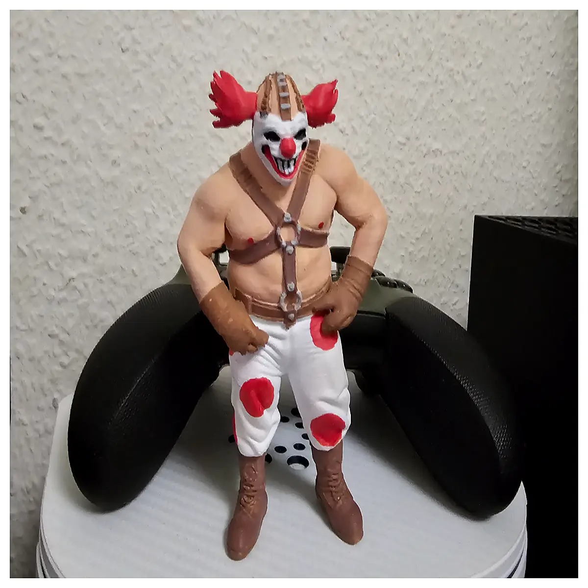 twisted metal sweet tooth toy car diecast collectible metal vehicle figure