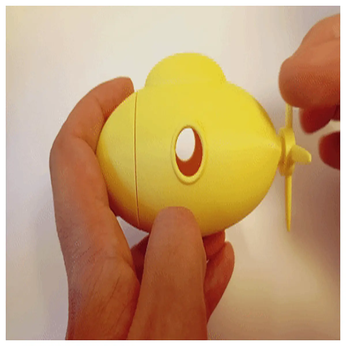 submarine toy with rotating propeller storage compartment interactive bath water play vehicle for kids