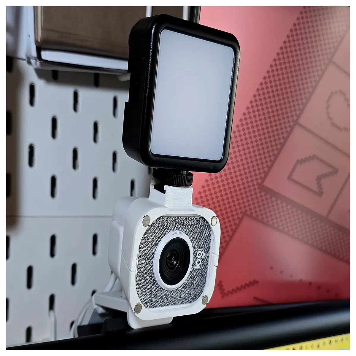 streamcam magnetic hot shoe mount for streaming setup