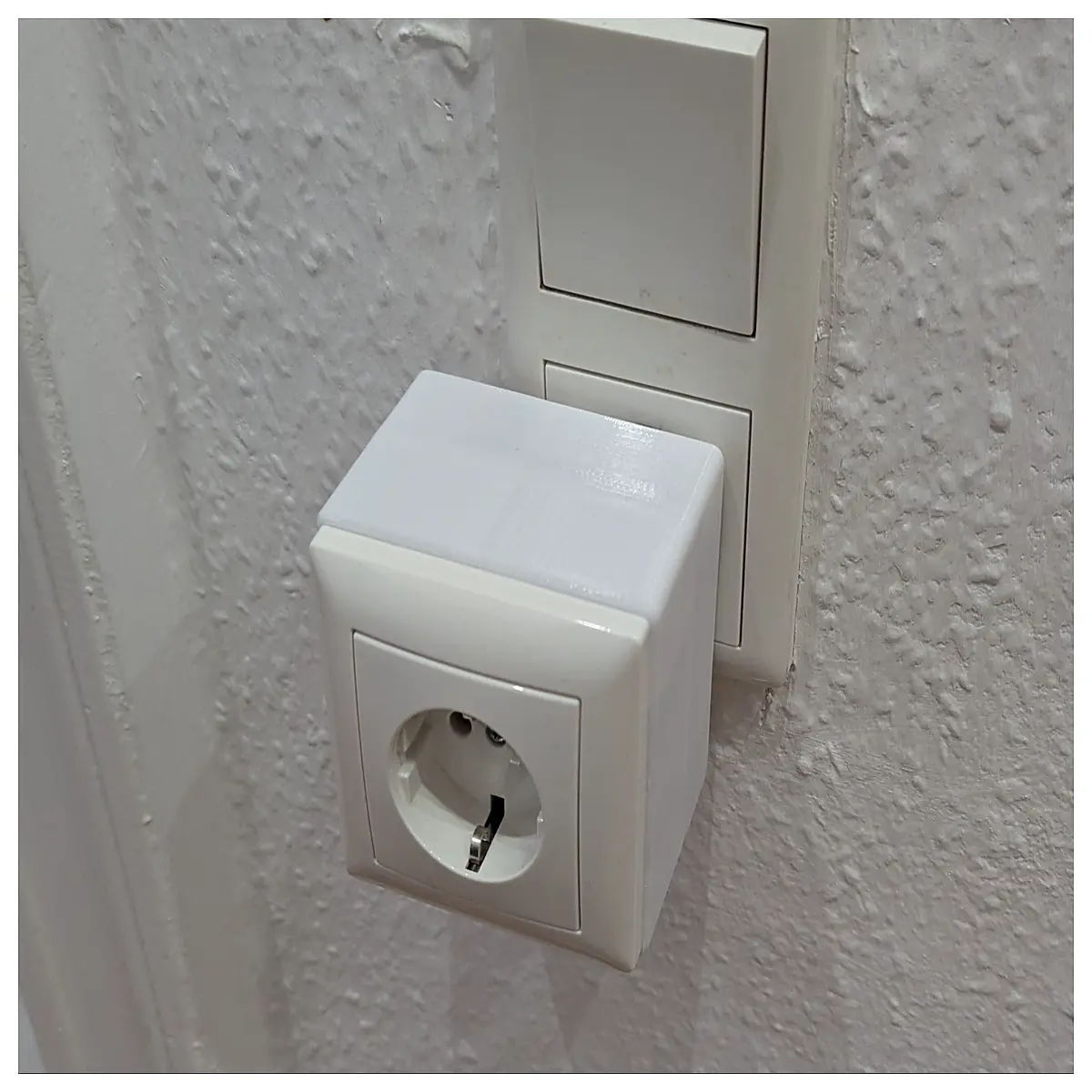 shelly smart plug case dht22 sensor housing diy home automation enclosure