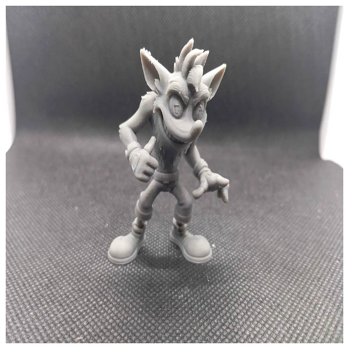 crash bandicoot action figure collectible toy cosplay prop wall decor gaming room accessory
