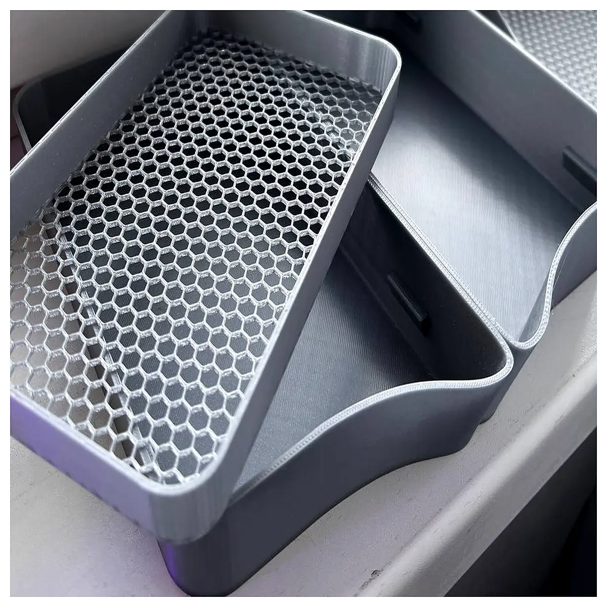 microgreen growing trays for pea shoots shallow seedling starter pots with drainage holes reusable plastic sprouting containers for home gardening