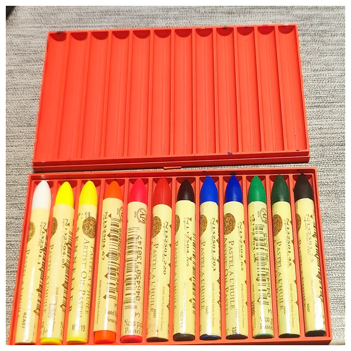 oil pastel storage box with compartments for artists supplies and crayons