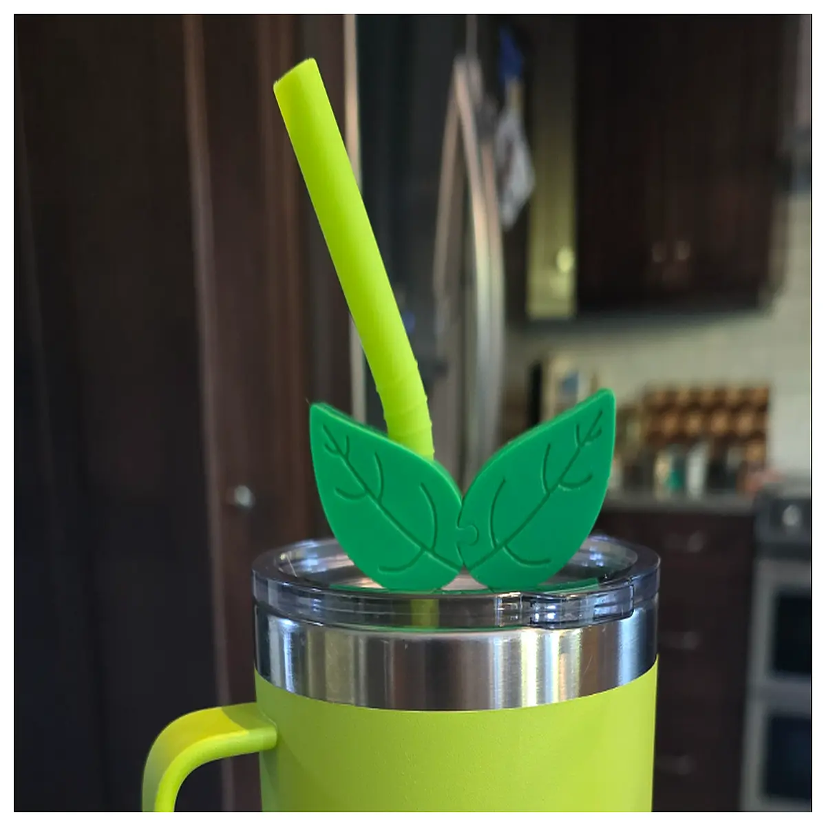 eco friendly reusable silicone straw lid leaf shape leakproof bpa cup cover for smoothie tumbler