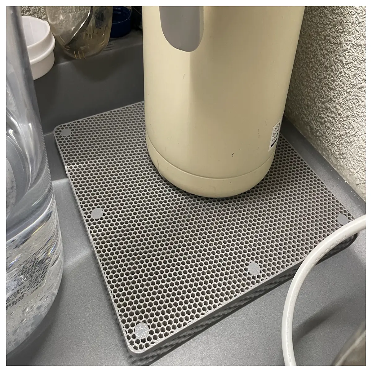 water bottle drip tray anti spill coaster for gym bag car cup holder waterproof catch pad