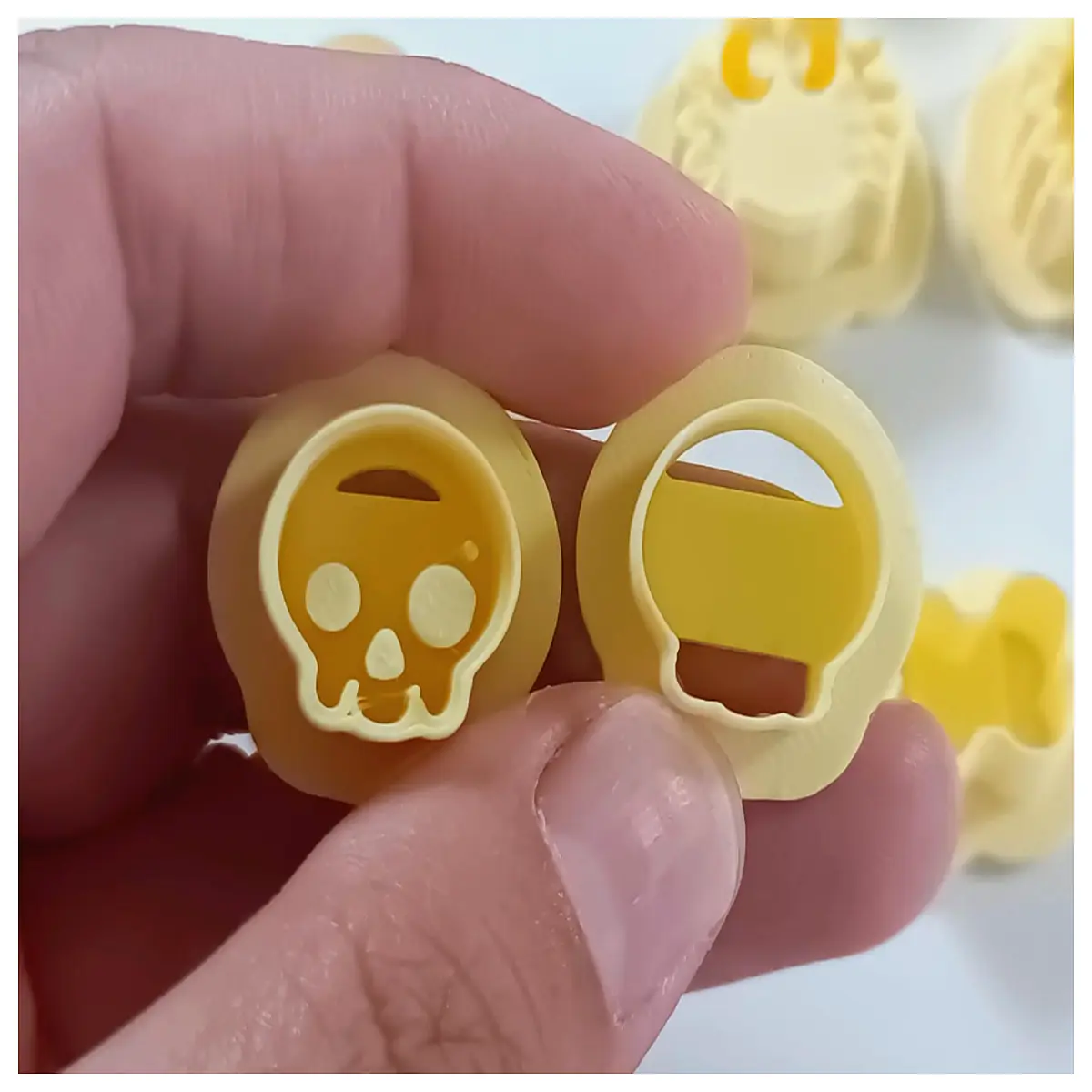 mini skull cheese slicer wire cutter kitchen gadget for hard cheddar parmesan