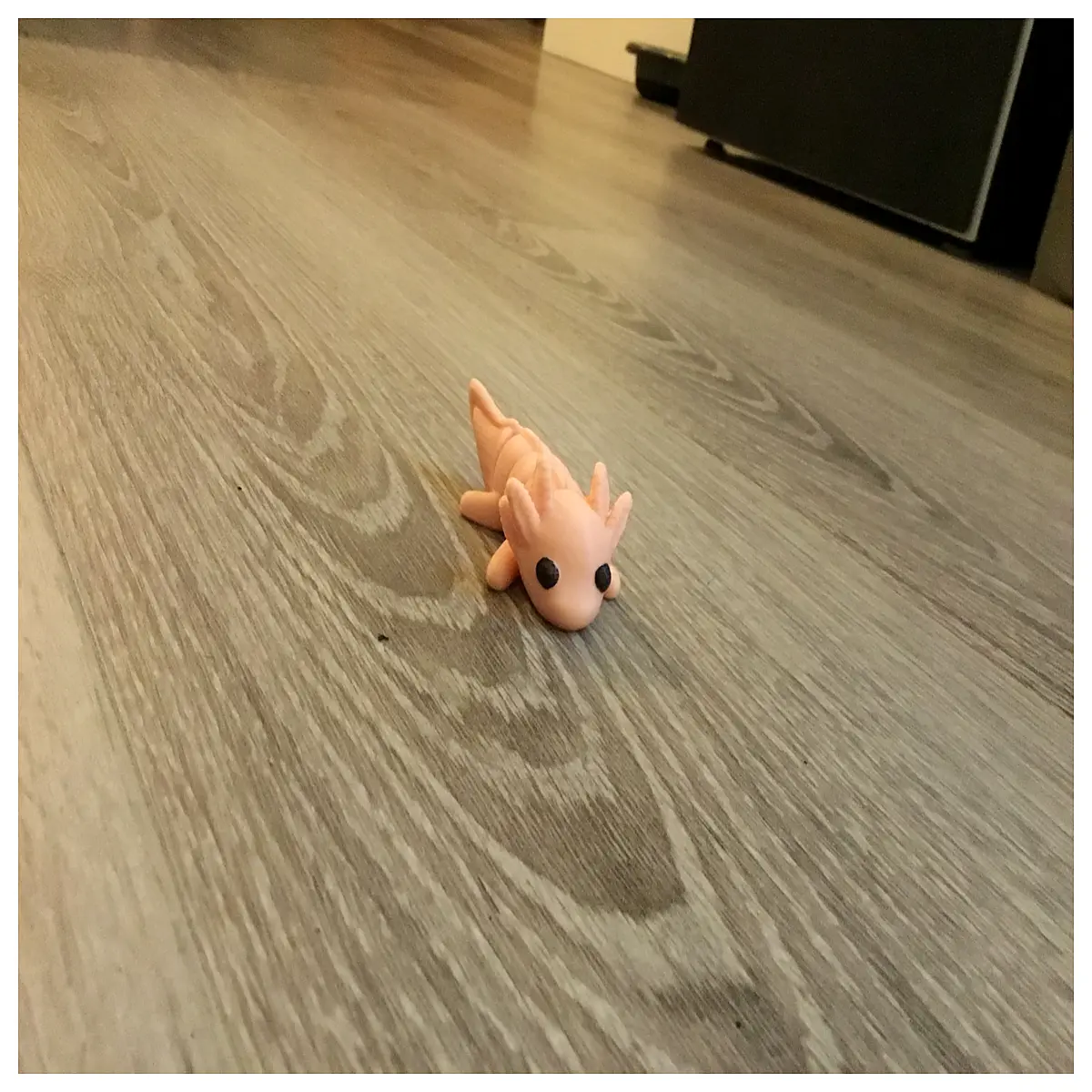 interactive moving axolotl toy realistic animatronic pet for kids