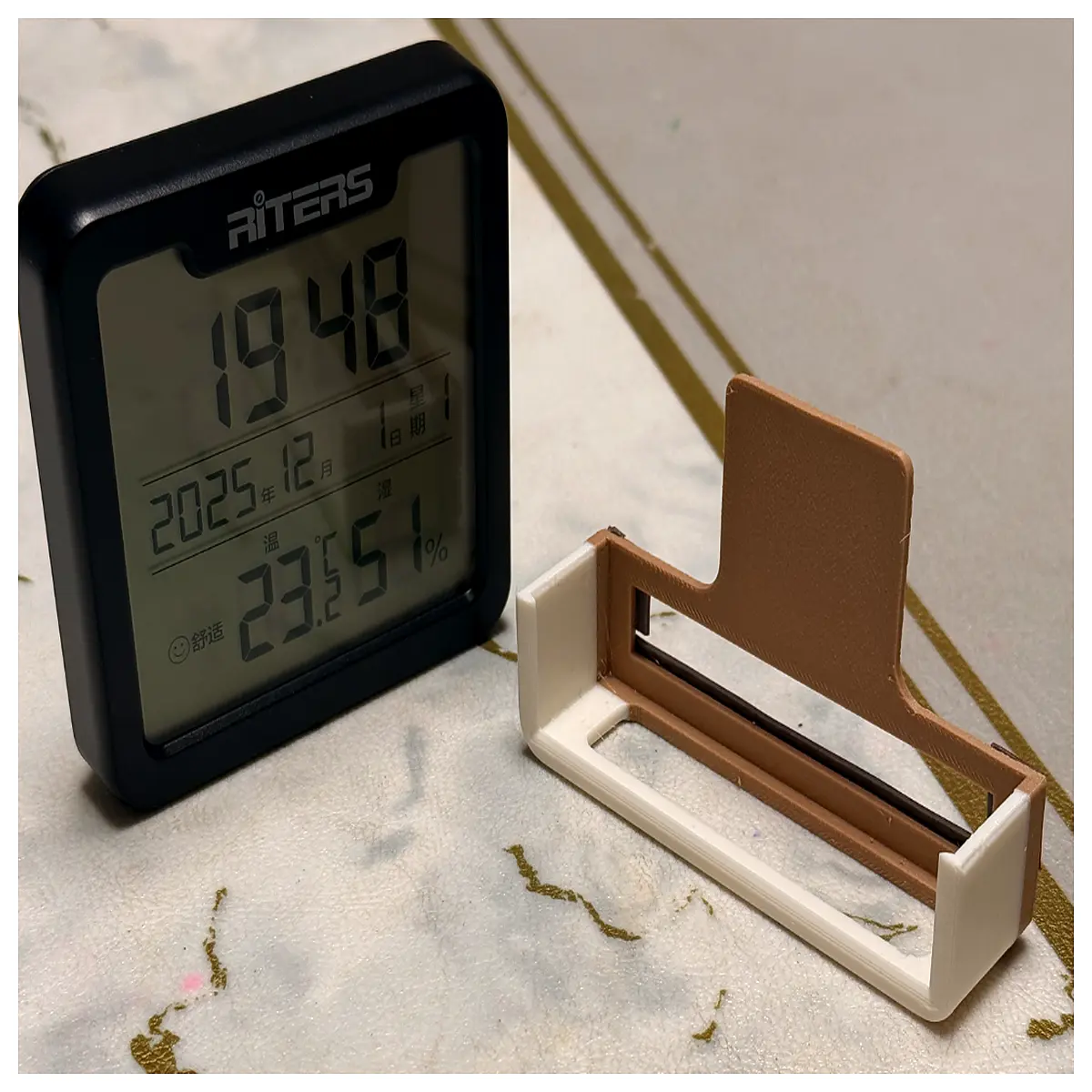 riters digital thermometer wall mount bracket holder for home bathroom nursery temperature gauge