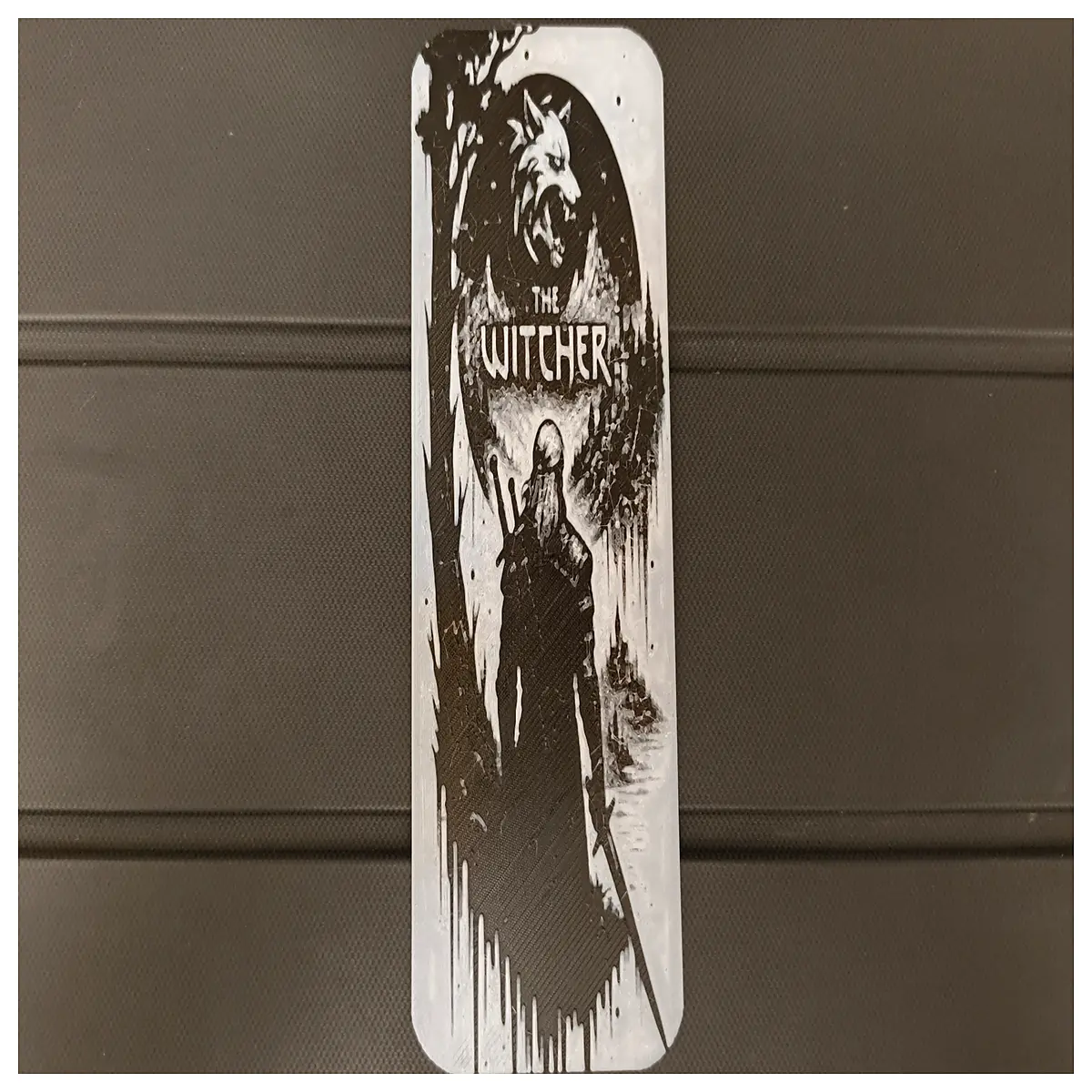 bookmark leather metal fantasy book lover gift dark academia reading accessory